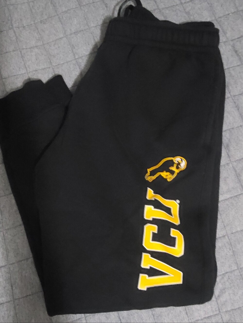 Nike VCU Rams Black Sweatpants with Yellow Collegiate Logo Size L Mens